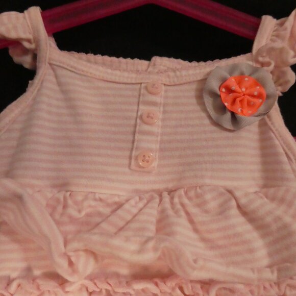 CARTER'S | 6 months | Pink Ruffle Baby Dress with Floral Applique - Picture 4 of 15